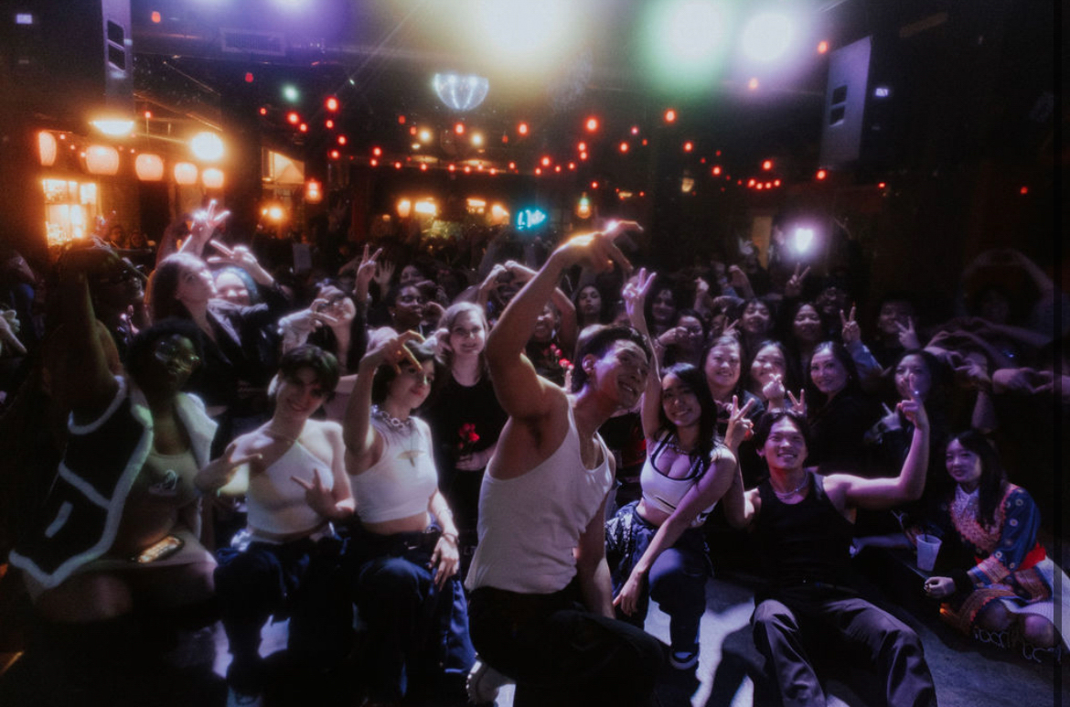 Soso, Justin Park and the audience at the Kansas City headliner show